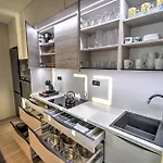 Apartament Moderni Domus