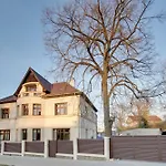 Apartament Moderni Domus