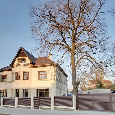 Apartment Moderni Domus